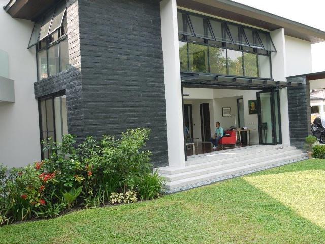 Ayala Alabang Modern House For Sale
